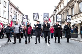 Marsz z portretami przeszedł ulicami stolicy po raz piąty