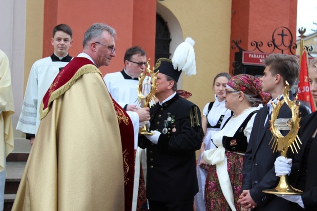 Znaki Bożego Miłosierdzia u NMP Wspomożenia Wiernych w Dziedzicach