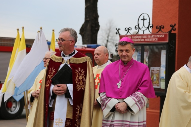 Znaki Bożego Miłosierdzia u NMP Wspomożenia Wiernych w Dziedzicach