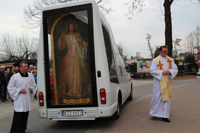 Znaki Bożego Miłosierdzia u NMP Wspomożenia Wiernych w Dziedzicach