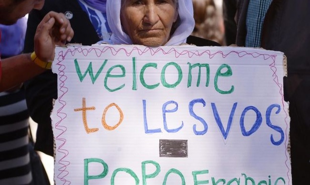 Papież na Lesbos: to podróż nacechowana smutkiem