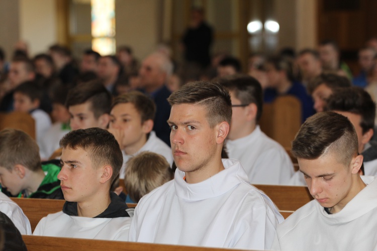 Msza św. rozpoczynająca piłkarskie mistrzostwa ministrantów archidiecezji lubelskiej. 