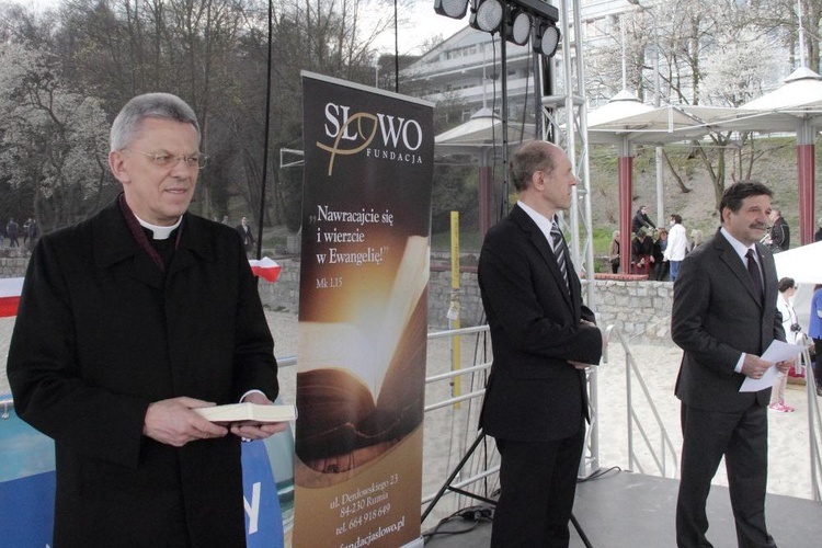 Druga edycja akcji "Słowo na plaży"