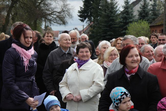 Rekonstrukcja wieży w Białkowie