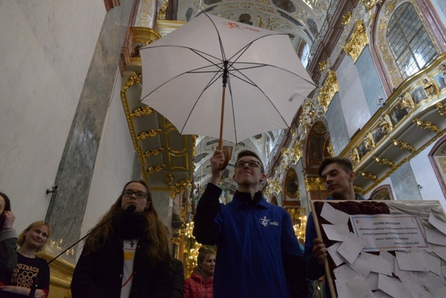 Maturzyści na Jasnej Górze - Msza św.