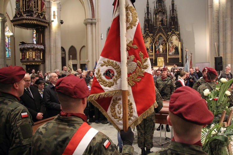 Uroczystości pogrzebowe ppłk. "Łupaszki"