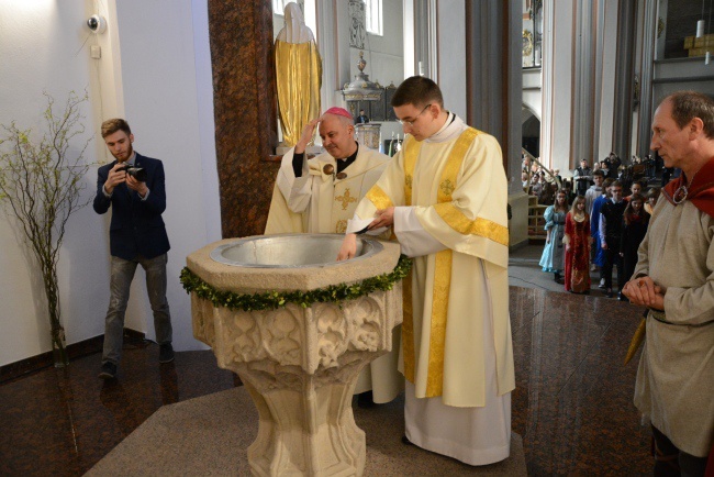 Jubileuszowe misterium Chrztu Polski