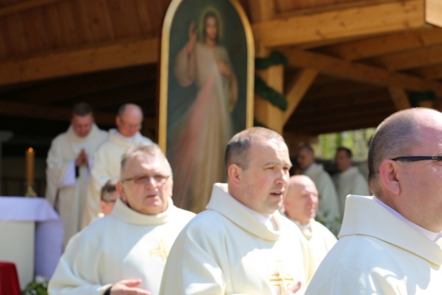 Msza św. dla pielgrzymów łagiewnickich - Hałcnów 2016
