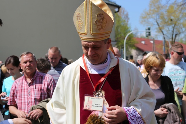 Msza św. dla pielgrzymów łagiewnickich - Hałcnów 2016