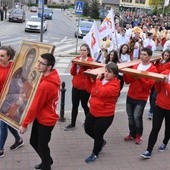 Procesja do limanowskiej bazyliki