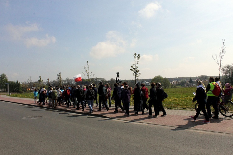 3. Pielgrzymka szensztacka z Żernik do Rokitnicy