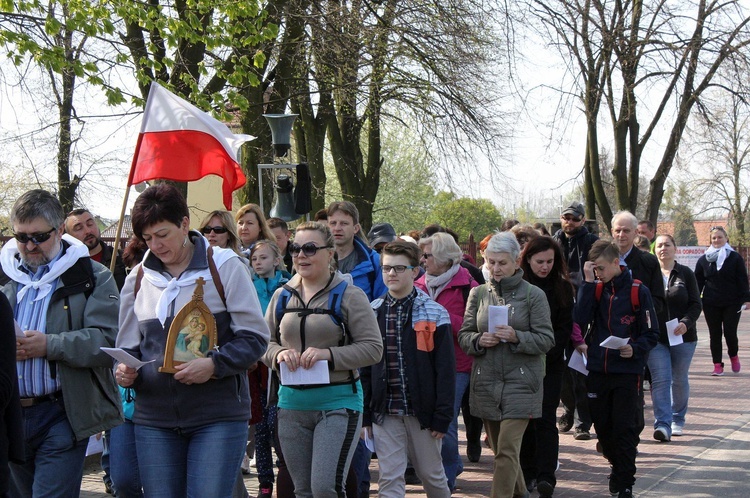 3. Pielgrzymka szensztacka z Żernik do Rokitnicy