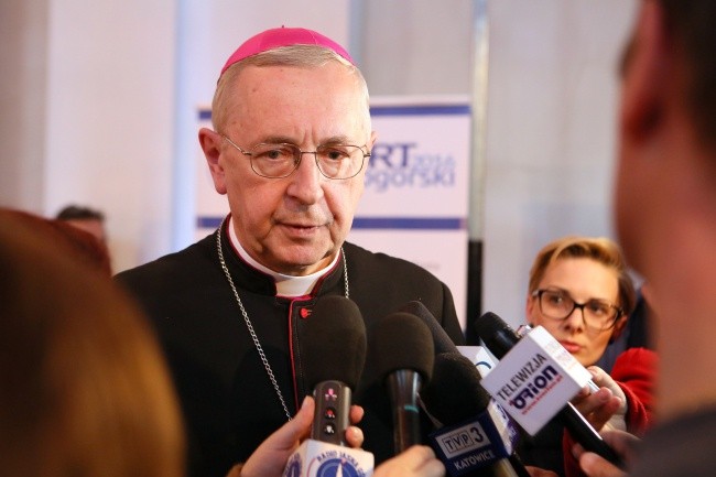 Abp Gądecki: Milenijny Akt trzeba "odkurzyć"