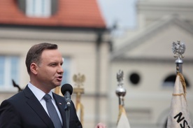 Prezydent: Biało-czerwona flaga jest nasza i wspólna