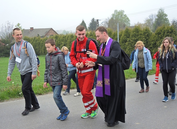 Na trasie 2. dnia - Łagiewniki 2016