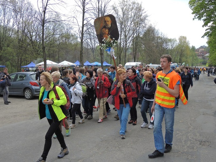 Z Przytkowic przez Polankę Hallera i Radziszów