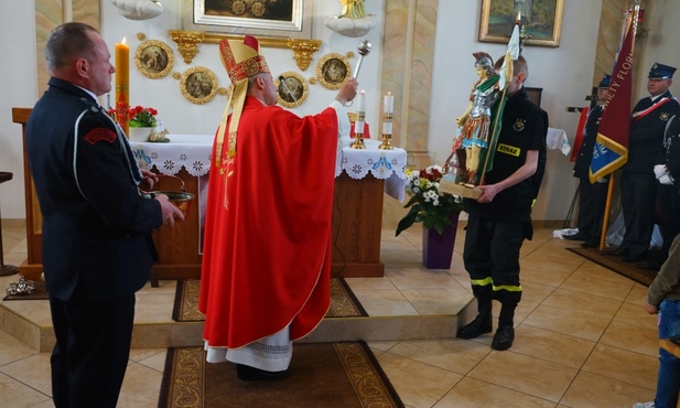 Św. Florian będzie im towarzyszył