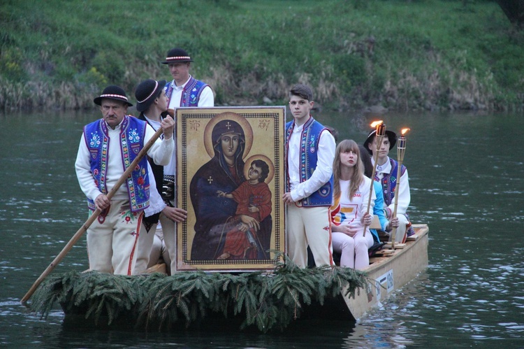 Symbole ŚDM w Krościenku