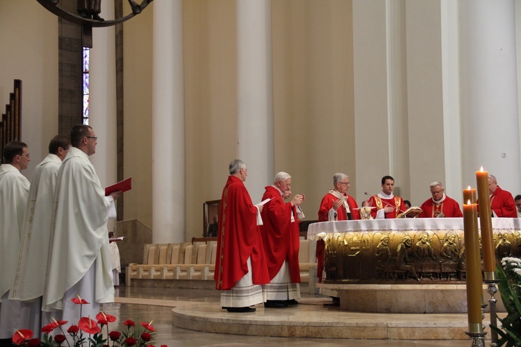 Msza w intencji śp. abp. Tadeusza Gocłowskiego