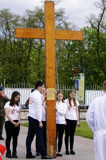 Symbole ŚDM w Dąbrowie Tarnowskiej