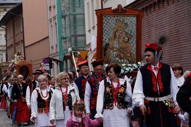 Procesja z Wawelu na Skałkę 2016