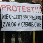 Protest mieszkańców Czerniejowa przeciwko powstającej spopielarni zwłok