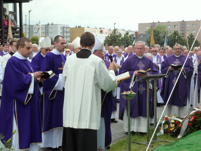 Pogrzeb śp. ks. Leonarda Stroki cz. 2