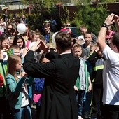 Po Mszy św. klerycy zaprosili gości do wspólnej zabawy.