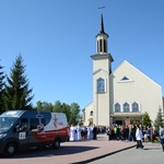 Symbole ŚDM w par. Trójcy Przenajświętszej w Mielcu