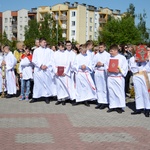 Symbole ŚDM w par. Trójcy Przenajświętszej w Mielcu