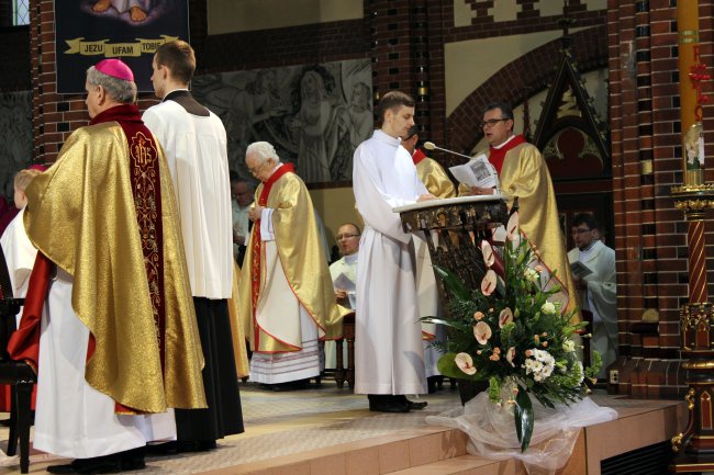 Święcenia kapłańskie w gliwickiej katedrze