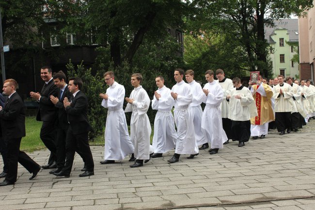 Święcenia kapłańskie w gliwickiej katedrze