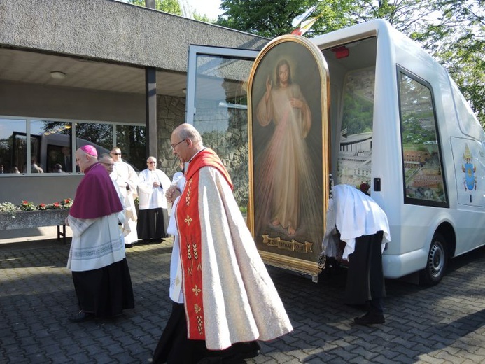 Znaki Bożego Miłosierdzia w Drogomyślu