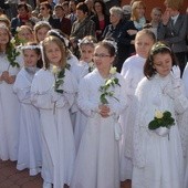 Obraz witały dzieci pierwszokomunijne