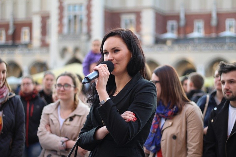 Tańce lednickie na krakowskim Rynku 