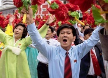 Pochód na zakończenie 7 Zjazdu Partii Pracy, który był formalną koronacją reżimowego lidera Kim Jong-Una.