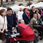 Boże Ciało 2016 - procesja z Wawelu na Rynek Główny 