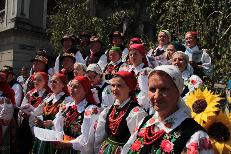 Boże Ciało w Łowiczu - Procesja