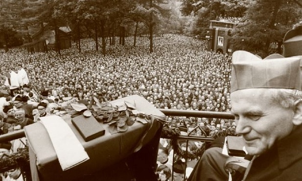 Kard. Karol Wojtyła w Piekarach w 1973 roku