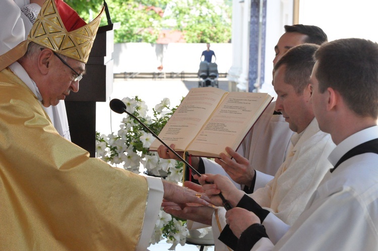 Święcenia kapłańskie u redemptorystów w Tuchowie