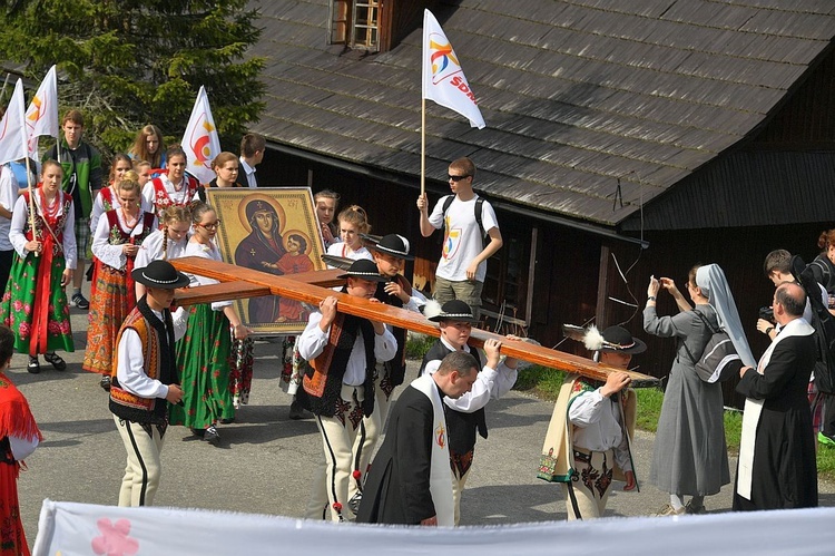 Z widokiem na góry