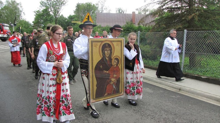 Peregrynacja symboli ŚDM w Czarnym Dunajcu - cz.1