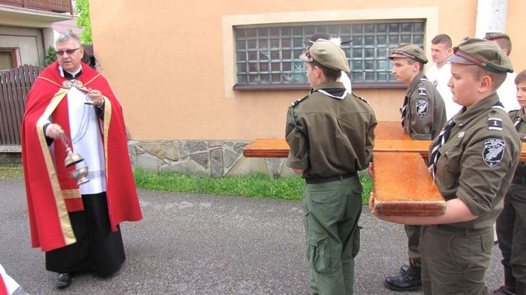 Peregrynacja symboli ŚDM w Czarnym Dunajcu - cz.1