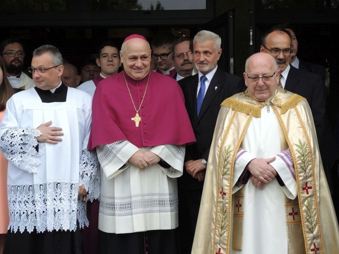 Znaki miłosierdzia na os. Karpackim