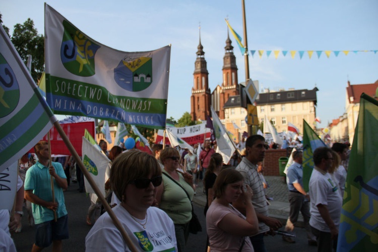 Festiwalowa manifestacja przeciw powiększeniu Opola kosztem gmin