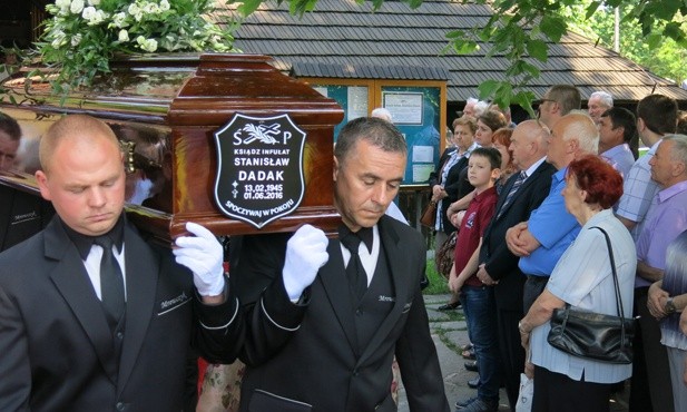 Pogrzeb ks. Dadaka