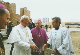 Powitanie Jana Pawła II w parafii Świętej Rodziny