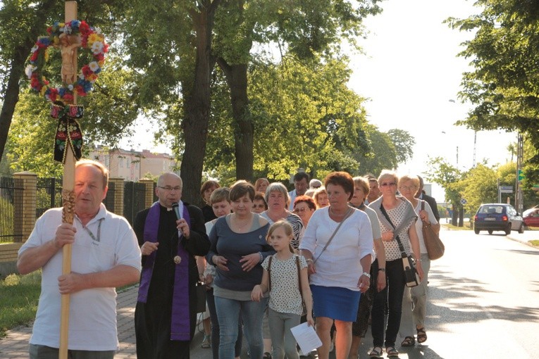 Pielgrzymka do Bramy Miłosierdzia w Łowiczu