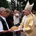 Talerz Miłosierdzia z Gwiazdami 