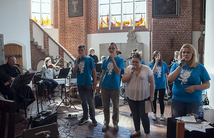 Celebracja odnowienia przyrzeczeń chrztu 